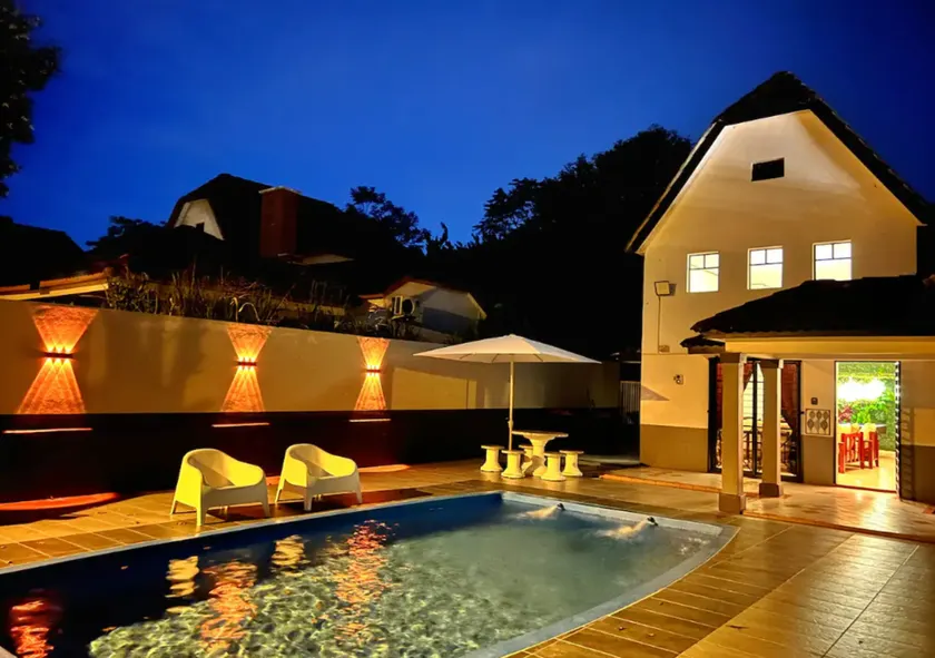 Yussy Homestay at Afamosa Villa - Image 1