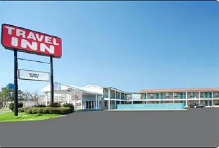 Travel Inn Beaumont - Image 1