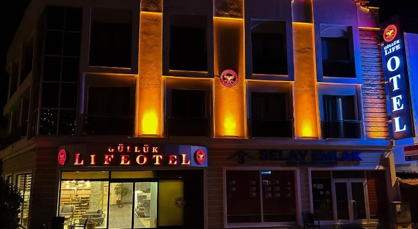 Gulluk Life Hotel - Image 1