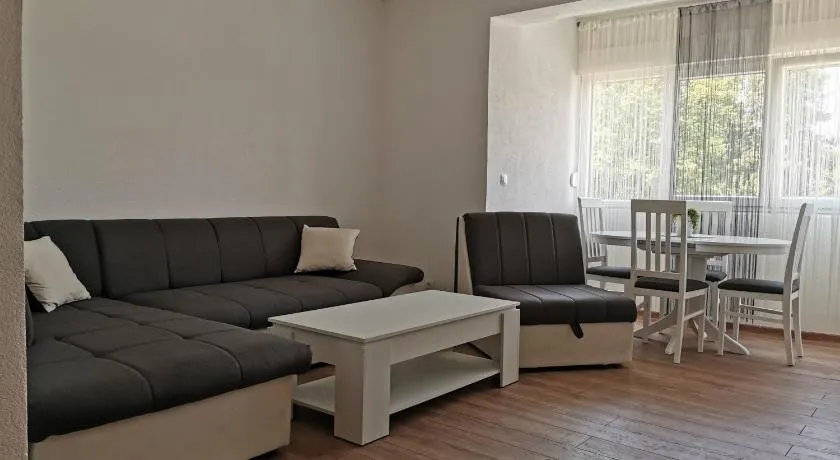 Apartman MMS - Image 1