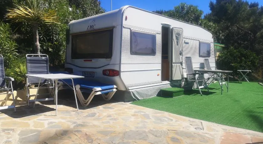 Mobile Home \"Roca Caravane\" avec vue sur la mer, piscine partagée et Wi-Fi - Image 1