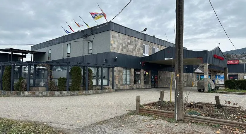 Fortunes Landing Motor Inn - Image 1