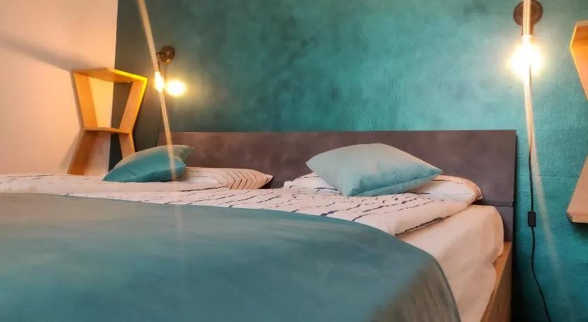 Mistral Guesthouse - Image 1