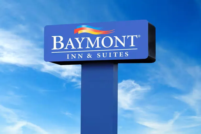 Baymont by Wyndham Schaumburg Chicago Northwest - Image 1