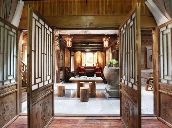 Jingmo Guesthouse - Image 1