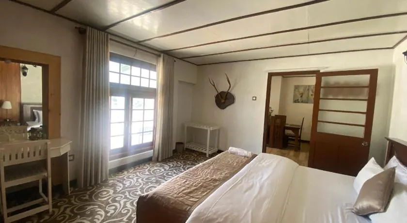 Peak View Cottage - Image 1