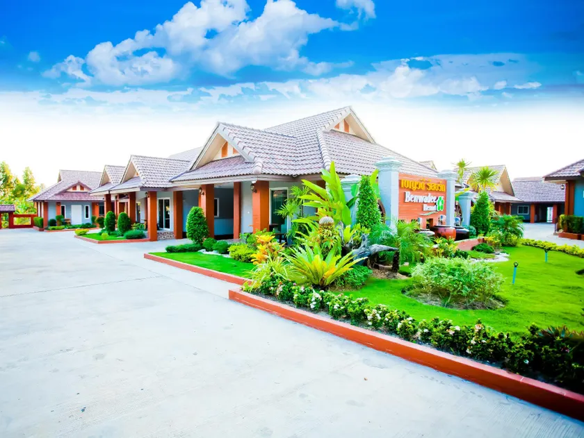 Benwadee Resort Pattaya - Image 1