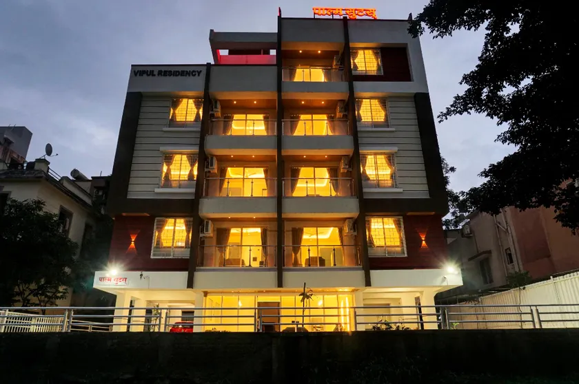 Palm Suites Baner- indian nationals only - Image 1