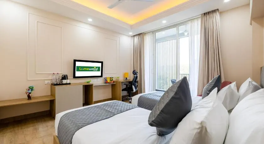 Limewood Signature - Huda City Centre - Image 1