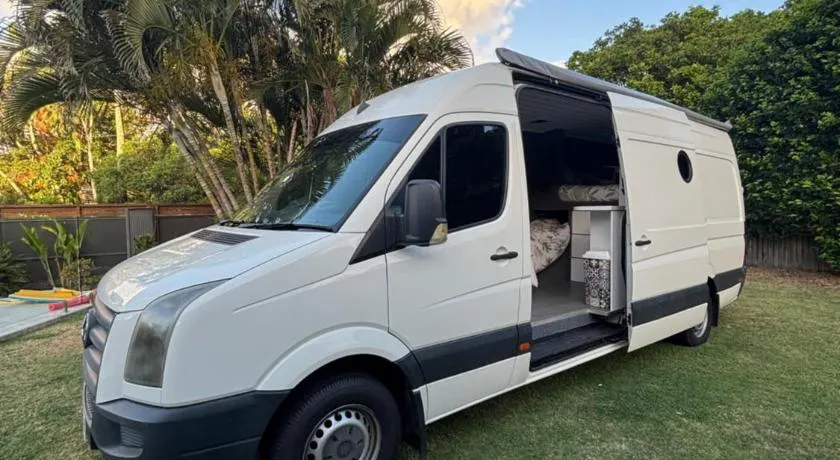 VW Crafter - Wendy - Off-Grid-Sleeps 3 - Beach Ready - Image 1