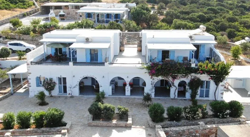 Ergina Summer Resort - Image 1