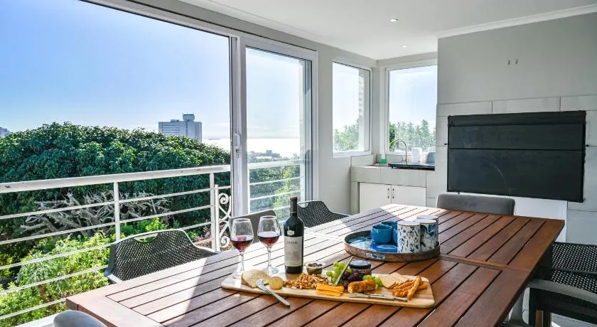 Kings Beach Cottages - Image 1