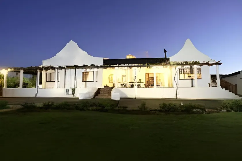 Thylitshia Villa Country Guest House - Image 1