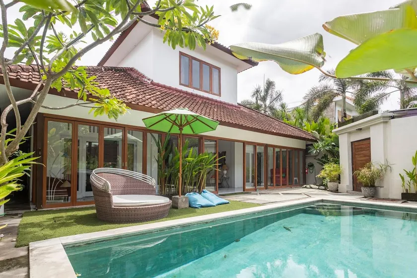 Villa Arinda Central Seminyak - Image 1