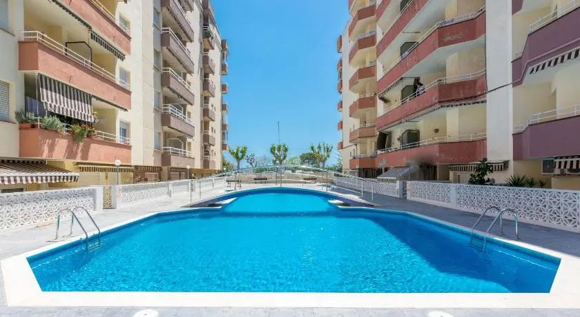 HomeHolidaysRentals Sol - Image 1