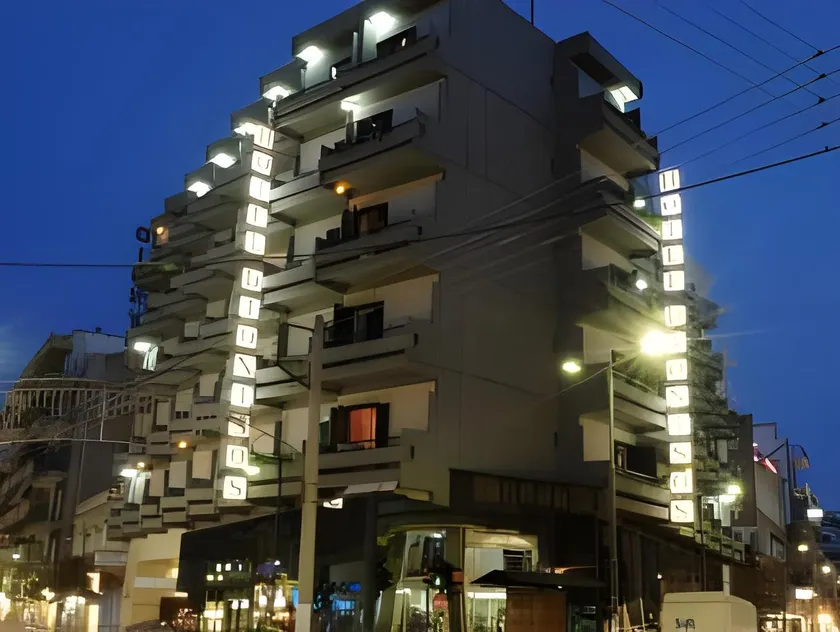 Dionisos Hotel - Image 1