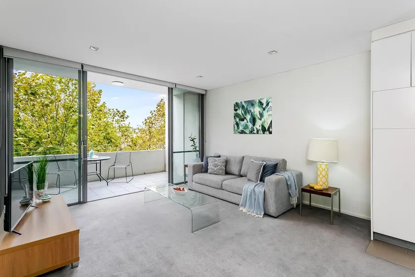 CLA26 - 1 bedroom Unit Crows Nest Clarke Street - Image 1