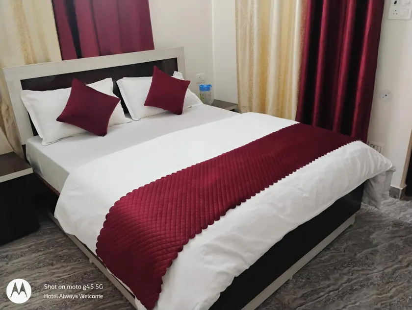 ,Hotel Always Welcome - Image 1