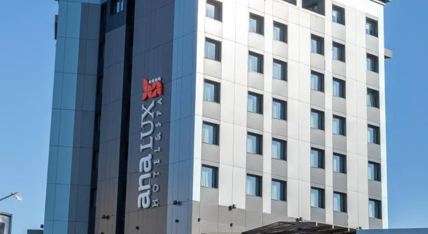 Hotel Ana Lux Spa - Image 1