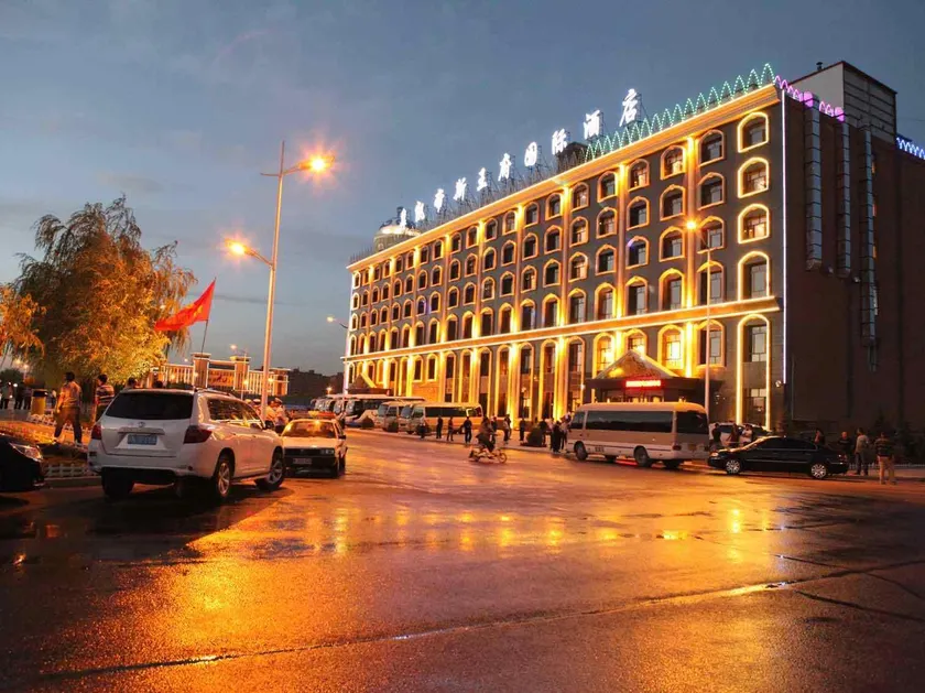 Kaidis Royal Palace International Hotel - Image 1