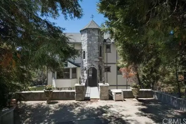 Hermitage for Zen Meditation - Image 1