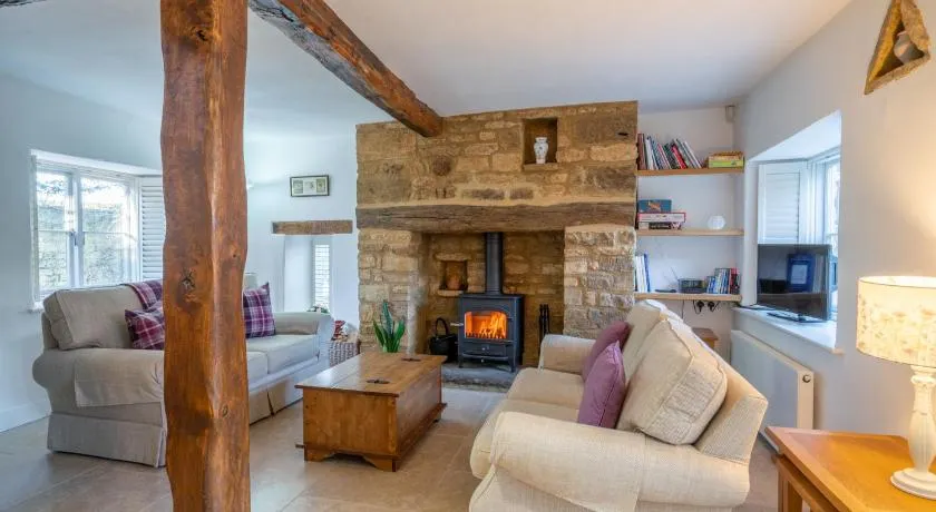 Crofter's Barn - Image 1