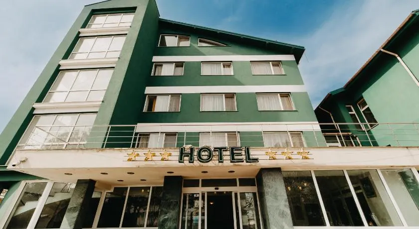 Hotel Atlantis - Image 1
