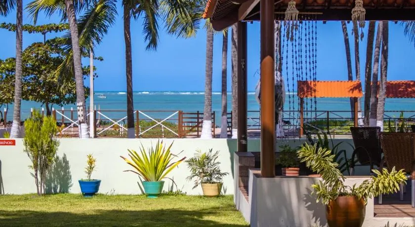 Parque dos Coqueiros- Bangalos e Suites - Image 1