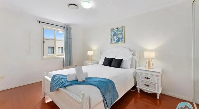 Aircabin Seven Hills Lovely 3 Beds Townhouse - Image 1