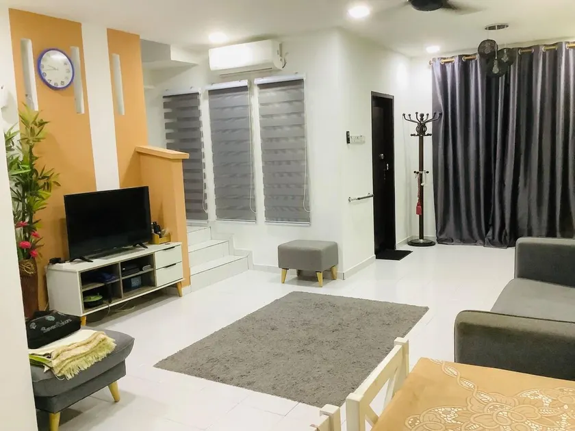 d’Puncak Homestay Bandar Puncak Alam - Image 1