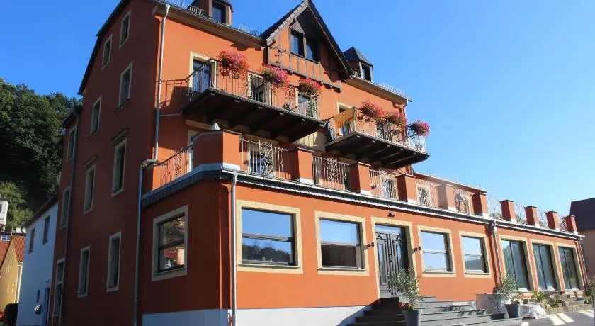 Dampfschiffhotel - Image 1