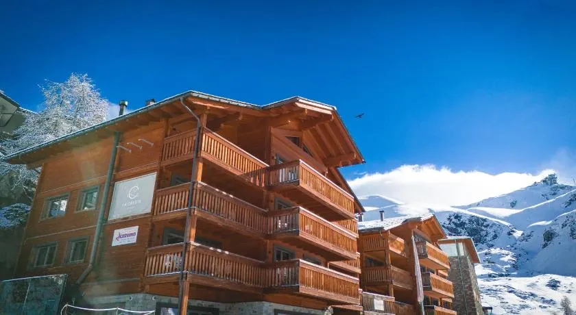La Cresta Chalet - Image 1