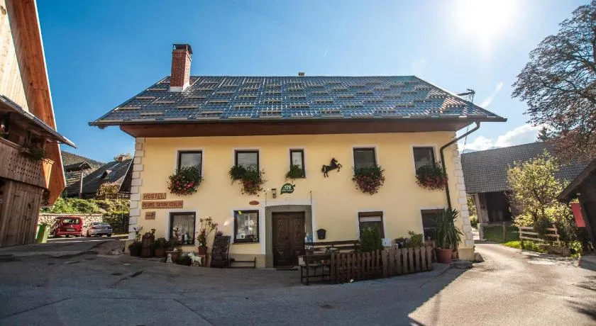 Hostel, Rooms and Apartment Ceklin - Image 1
