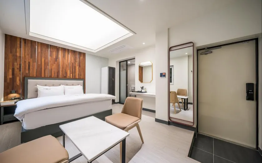Daegu Pyeongridong Hotel Centum - Image 1