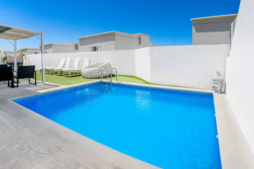 Villa Acacia - Image 1