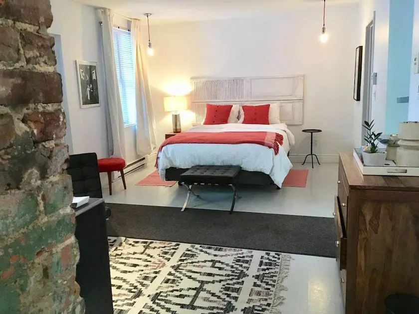 L'Hotel Particulier Griffintown - Image 1