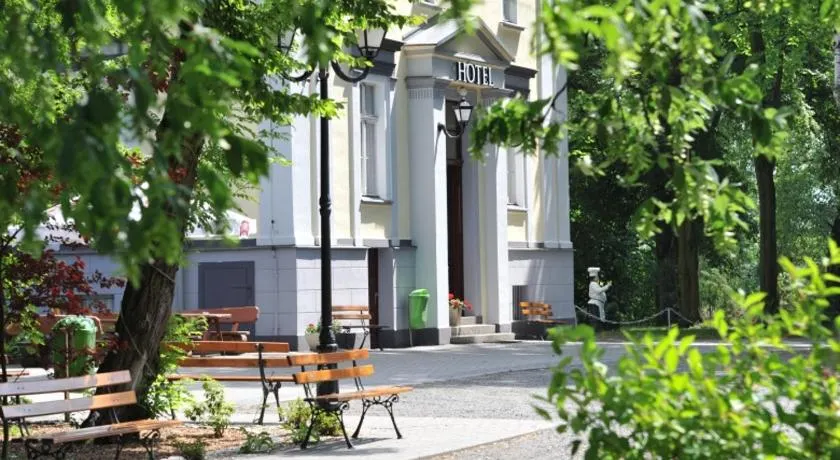 Park Hotel Dobrodzień - Image 1