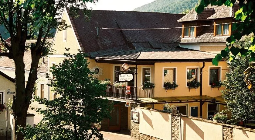 Gasthof-Pension Leopold Janu - Image 1