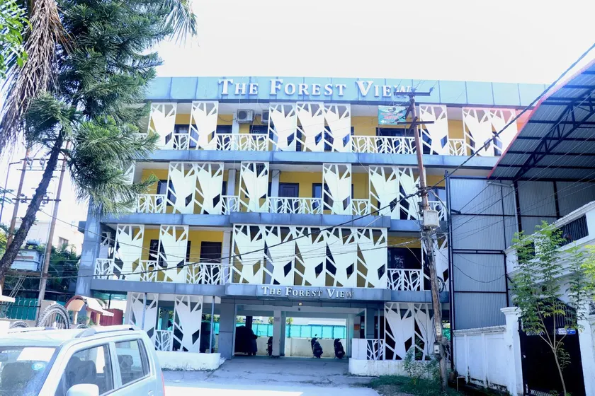hotel forest view - Image 1