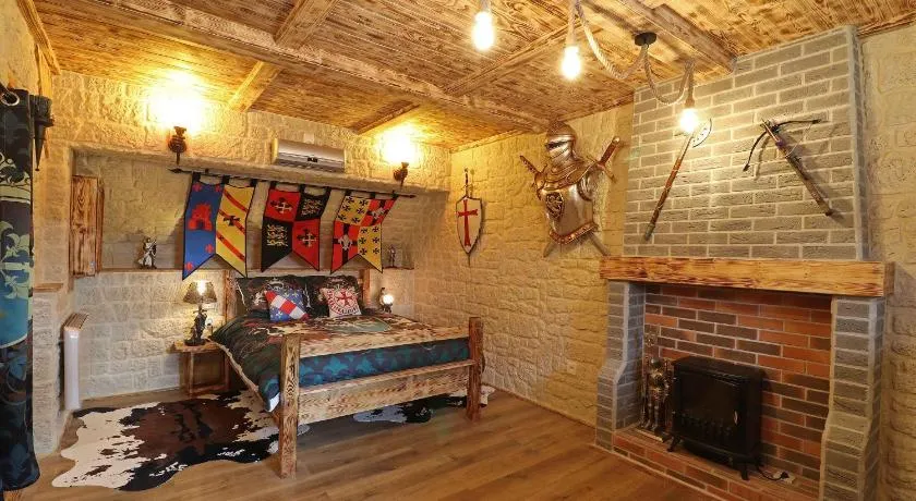 chambre d'hôte medieval du vieux bourg - Image 1