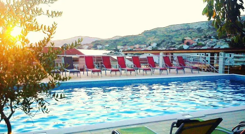 Kuća Pećine - Image 1