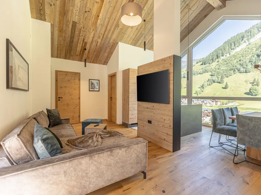 Apartment in Rauris with a shared indoor swimming pool - Image 1