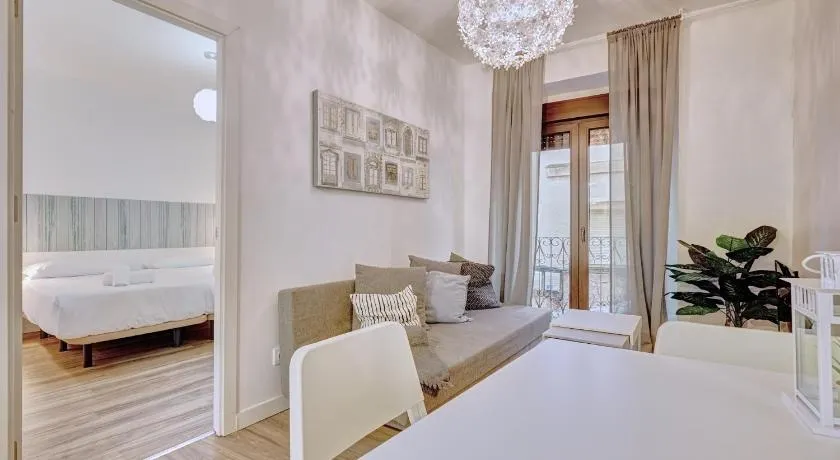 Casa De Esme ll - Image 1