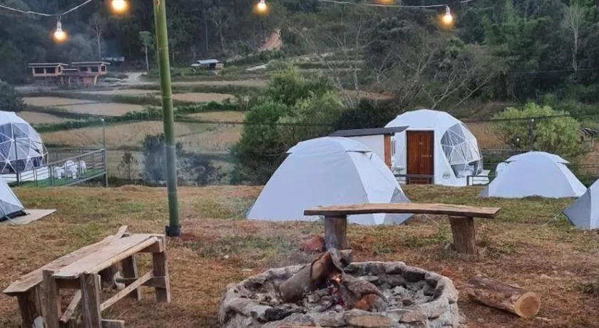 ข้างเขาแคมป์ Khangkhao Camp - Image 1