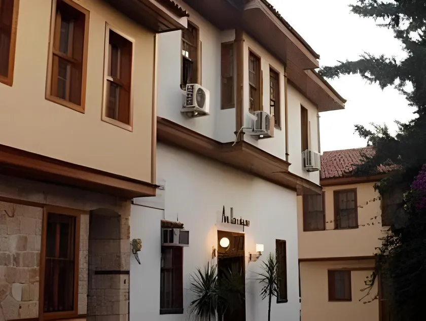 Mavi & Ani Pansiyon - Image 1