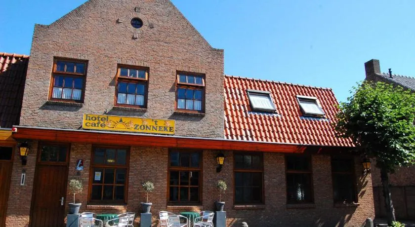 Hotel Cafe 't Zonneke - Image 1