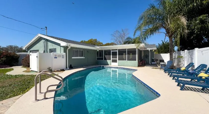 1465 Satsuma Street - Image 1