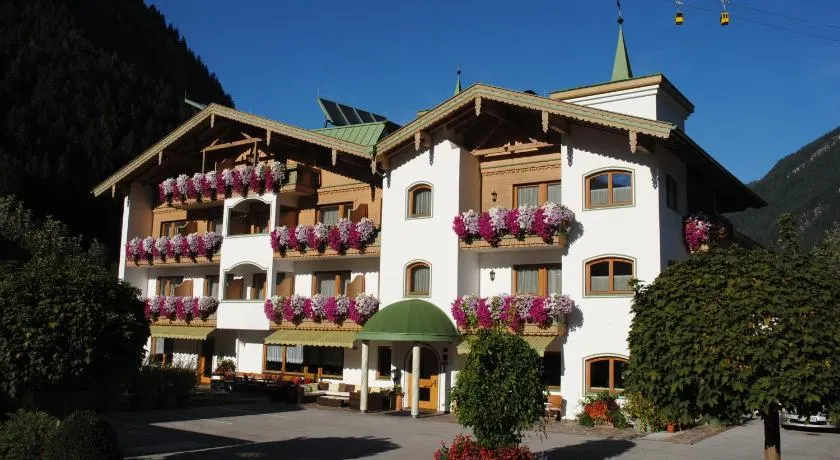 Hotel Garni Ferienhof - Image 1
