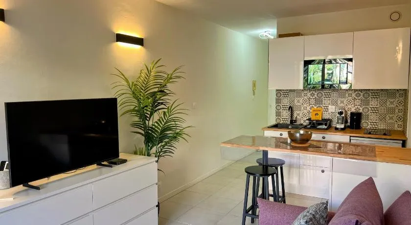 Studio Ciel de Fabron by Interhome - Image 1