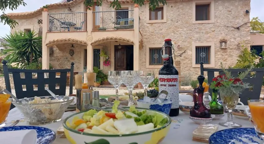 Los Cuatro Vientos B&B - Image 1